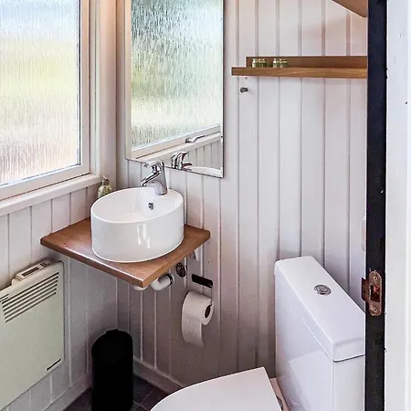 Casa vacanze 2 Bedroom Cozy Home In Orsted Ørsted