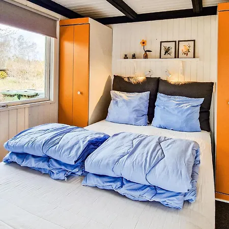 2 Bedroom Cozy Home In Orsted *