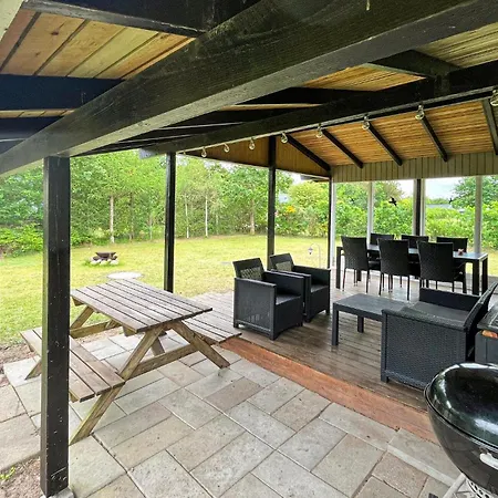 2 Bedroom Cozy In *
