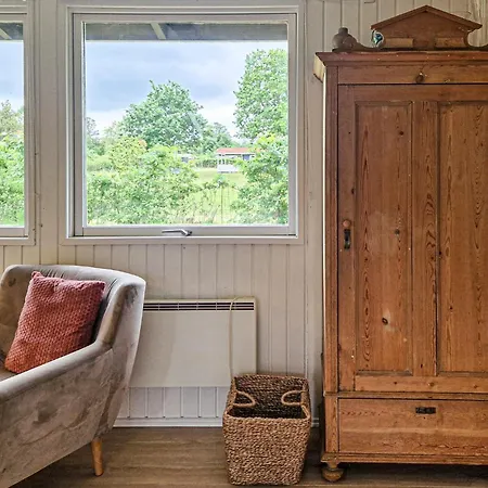 2 Bedroom Cozy In Ørsted